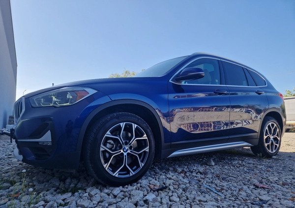 BMW X1 cena 124107 przebieg: 77123, rok produkcji 2020 z Jedlicze małe 277